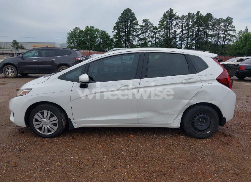 Photo 6 of 2017 Honda Fit LX (VIN JHMGK5H58HS014670)
