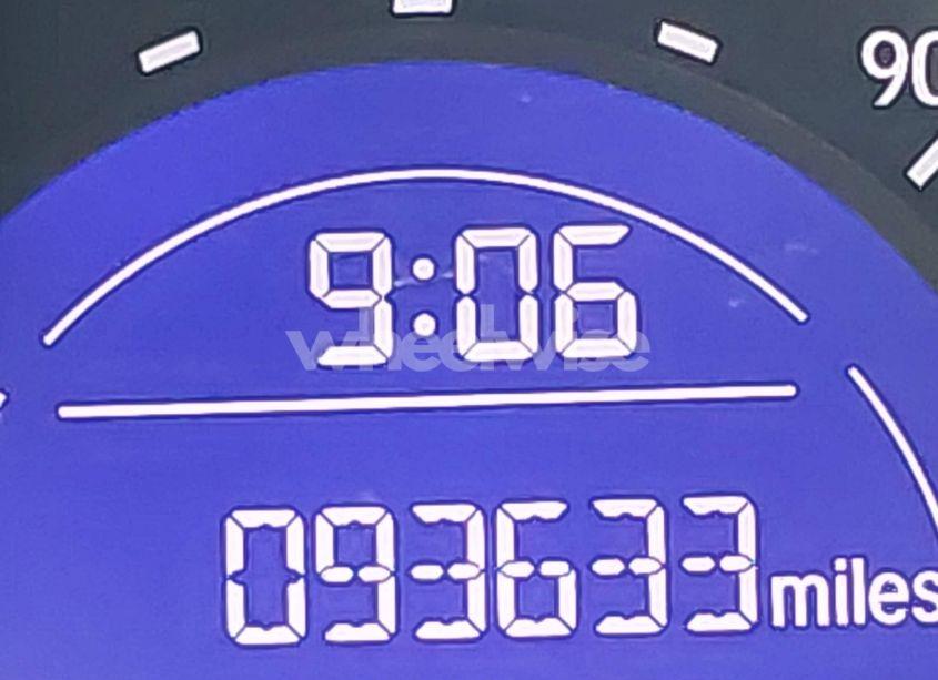 Photo 7 of 2017 Honda Fit LX (VIN JHMGK5H58HS014670)