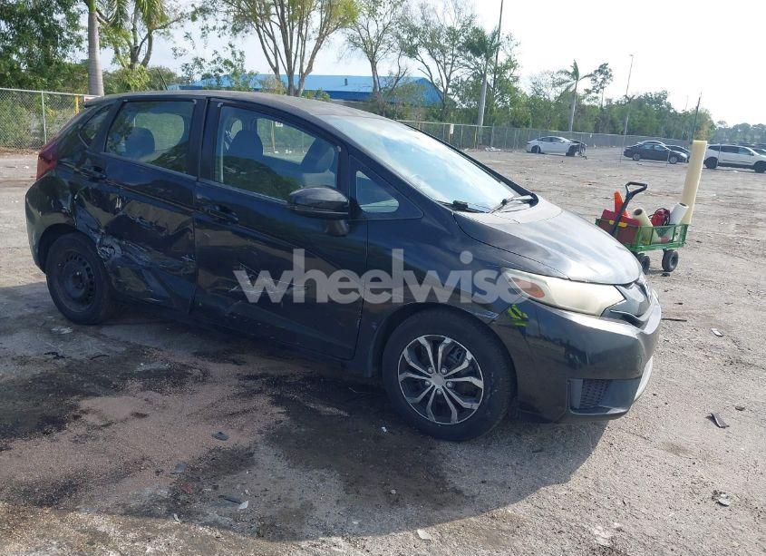 2016 Honda Fit LX (VIN JHMGK5H59GS002090) main photo