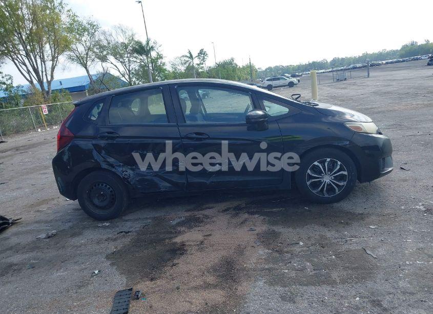 Photo 14 of 2016 Honda Fit LX (VIN JHMGK5H59GS002090)