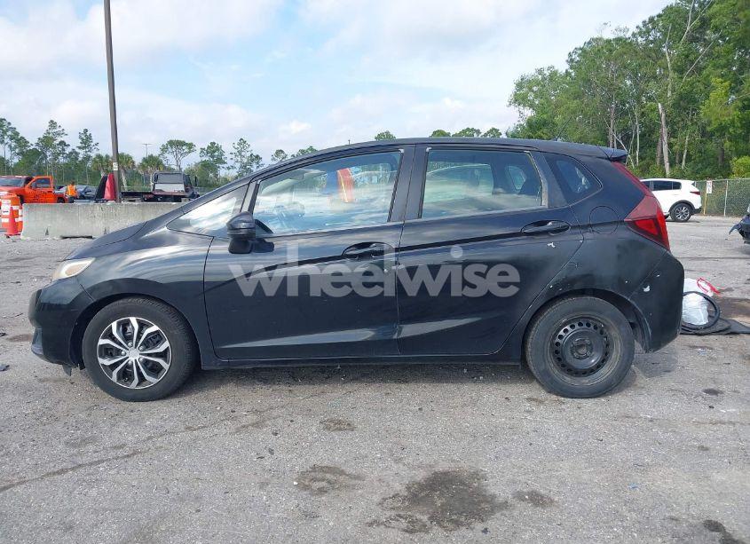 Photo 15 of 2016 Honda Fit LX (VIN JHMGK5H59GS002090)