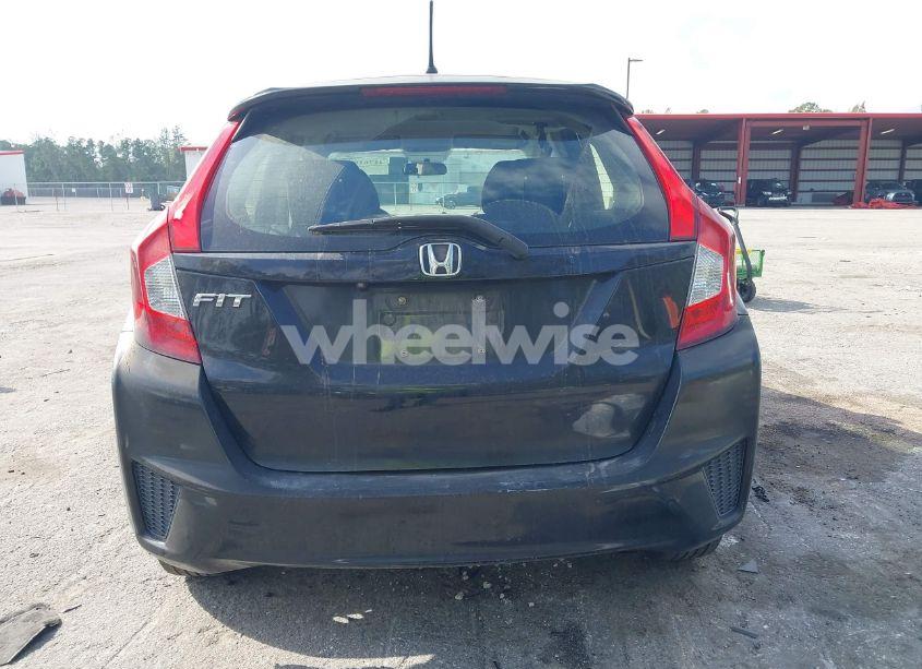Photo 17 of 2016 Honda Fit LX (VIN JHMGK5H59GS002090)