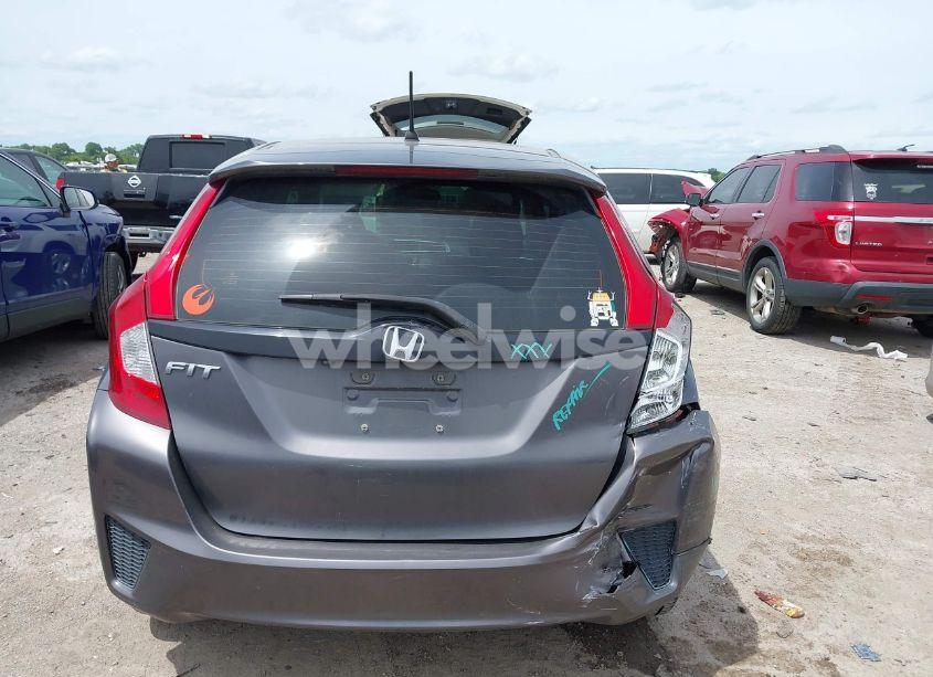 Photo 16 of 2016 Honda Fit LX (VIN JHMGK5H59GX033309)