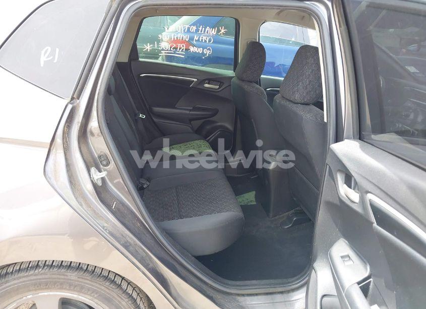 Photo 8 of 2016 Honda Fit LX (VIN JHMGK5H59GX033309)