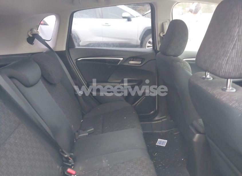 Photo 8 of 2016 Honda Fit LX (VIN JHMGK5H5XGS009517)