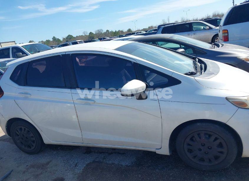 Photo 13 of 2016 Honda Fit LX (VIN JHMGK5H5XGX000030)