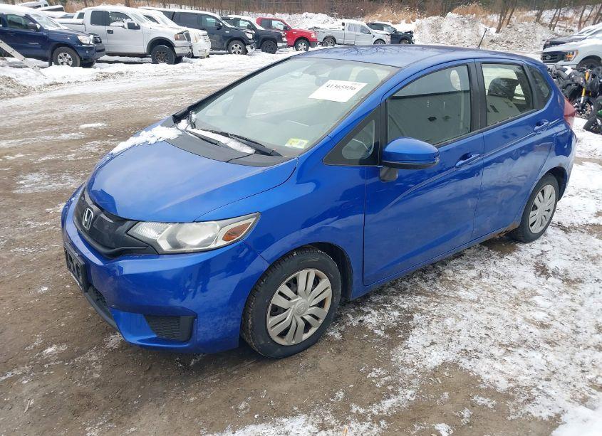 Photo 2 of 2016 Honda Fit LX (VIN JHMGK5H5XGX003378)