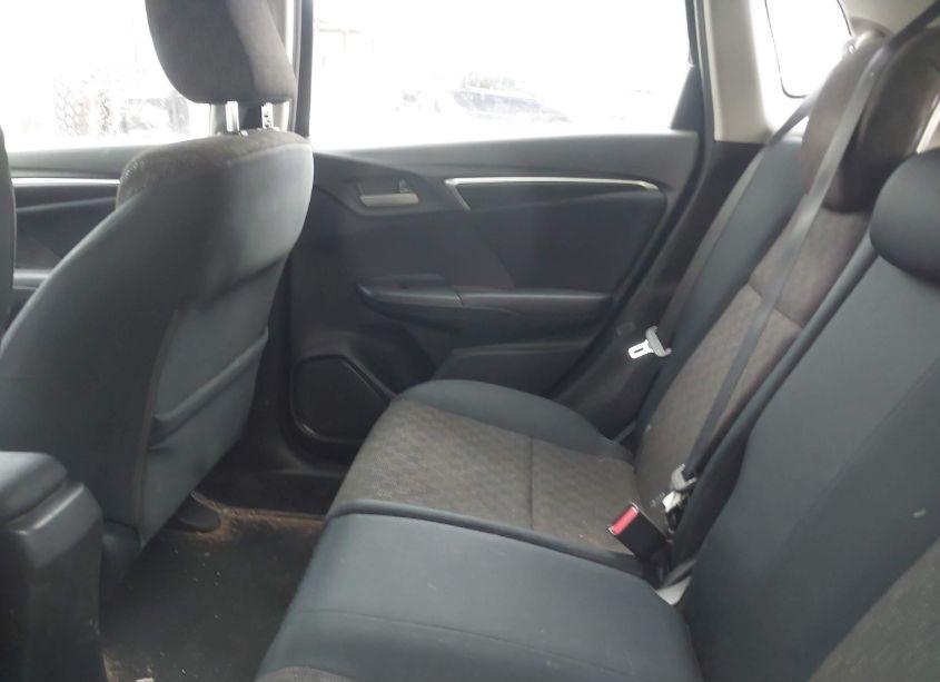 Photo 8 of 2016 Honda Fit LX (VIN JHMGK5H5XGX003378)