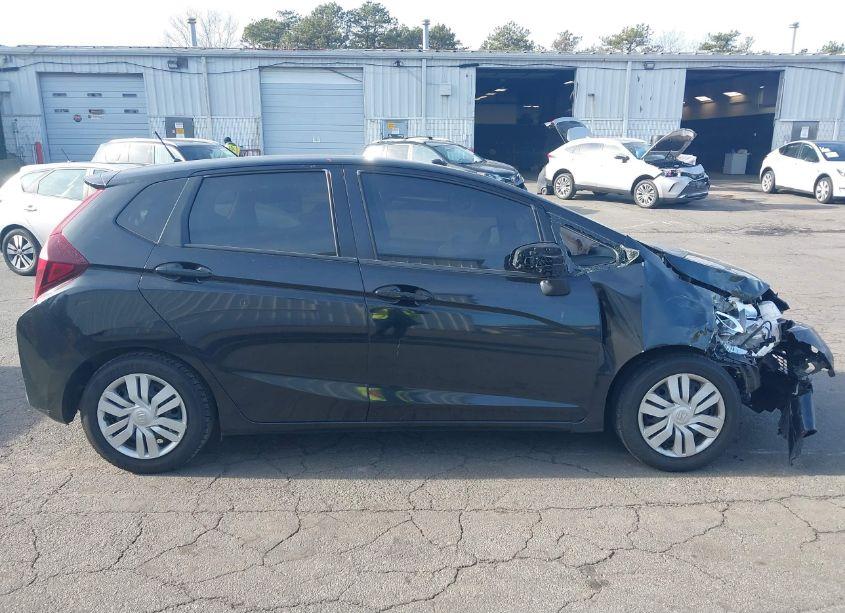 Photo 13 of 2016 Honda Fit LX (VIN JHMGK5H5XGX009620)