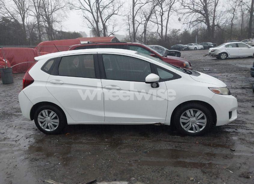 Photo 13 of 2016 Honda Fit LX (VIN JHMGK5H5XGX010458)