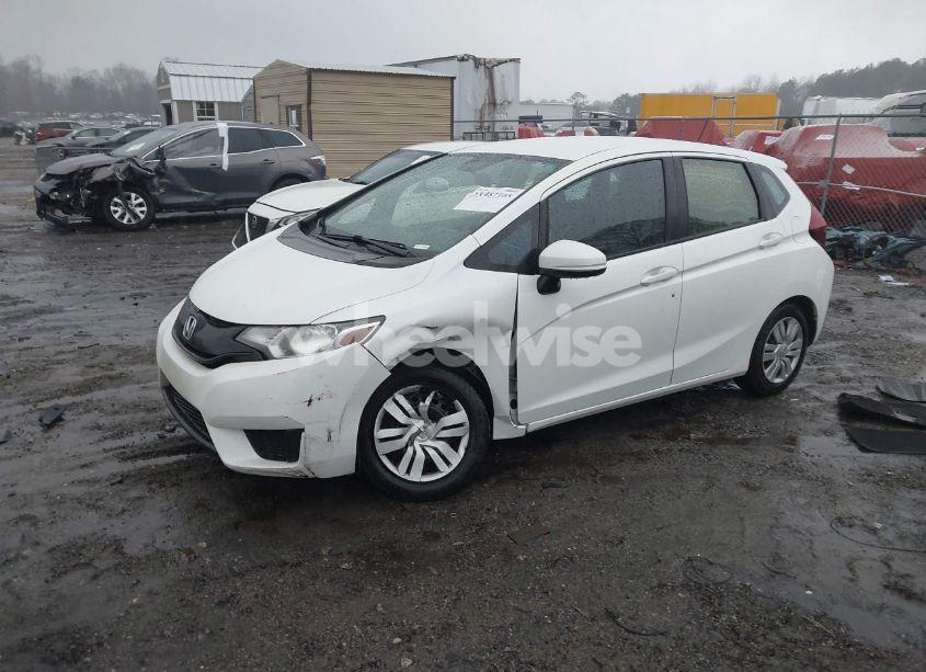 Photo 2 of 2016 Honda Fit LX (VIN JHMGK5H5XGX010458)
