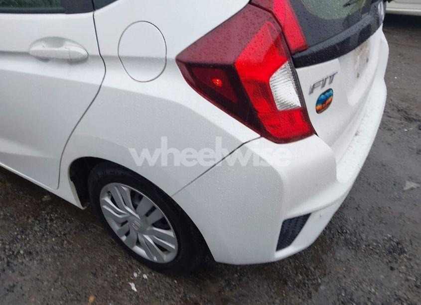 Photo 20 of 2016 Honda Fit LX (VIN JHMGK5H5XGX010458)