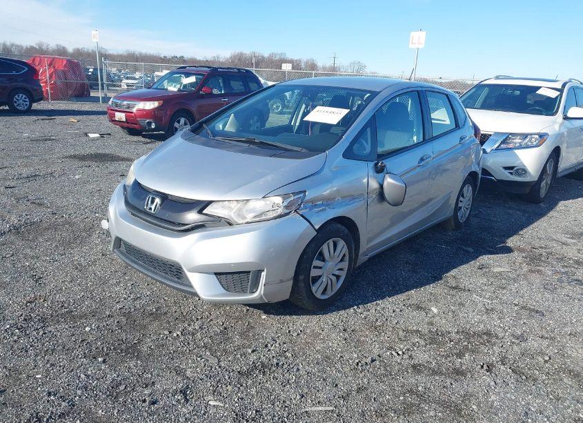 Photo 2 of 2016 Honda Fit LX (VIN JHMGK5H5XGX018799)