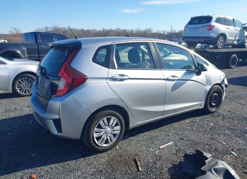 Photo 4 of 2016 Honda Fit LX (VIN JHMGK5H5XGX018799)