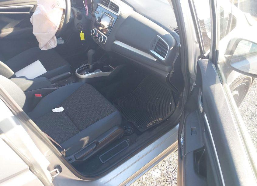 Photo 5 of 2016 Honda Fit LX (VIN JHMGK5H5XGX018799)