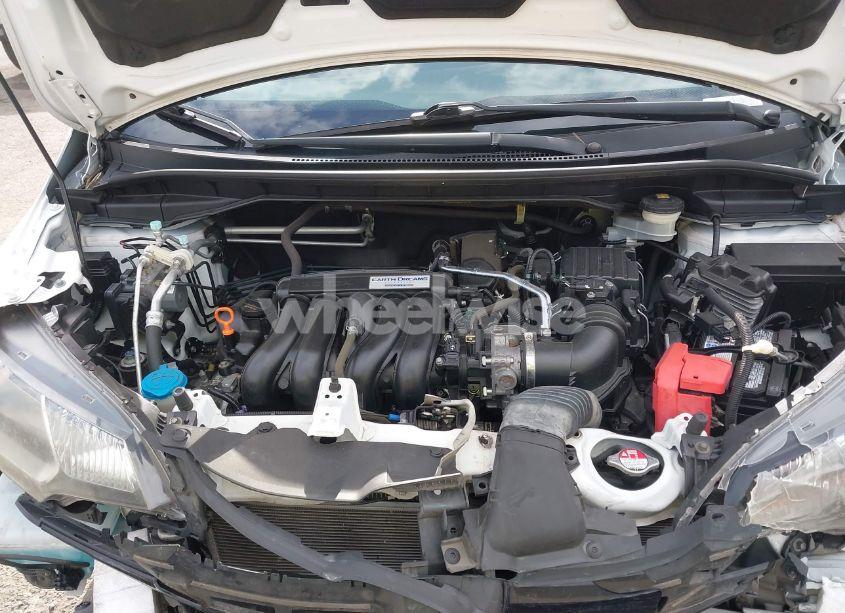 Photo 10 of 2016 Honda Fit LX (VIN JHMGK5H5XGX040656)