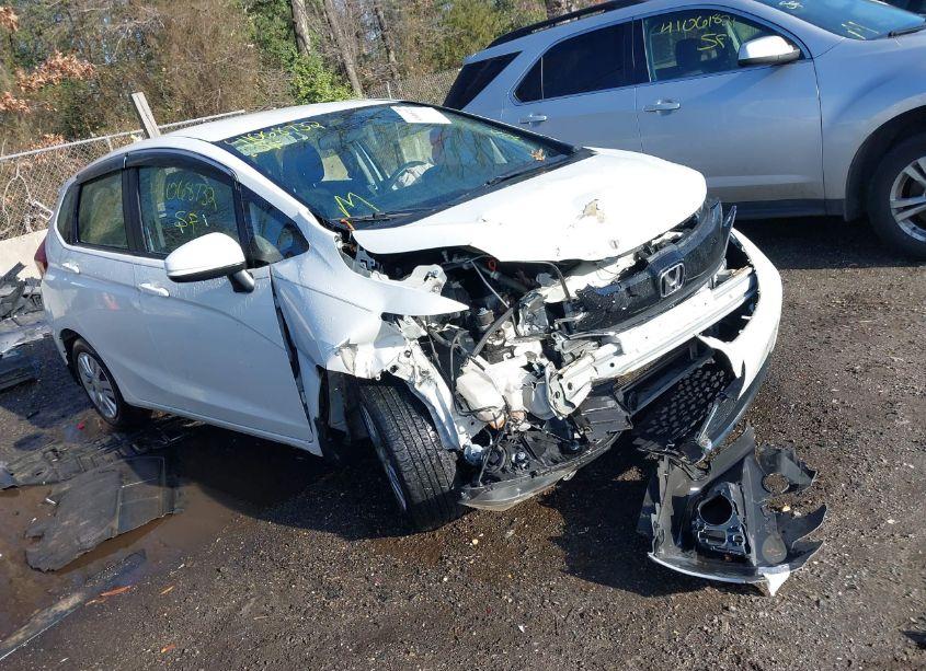 2017 Honda Fit LX (VIN JHMGK5H5XHS018283) main photo