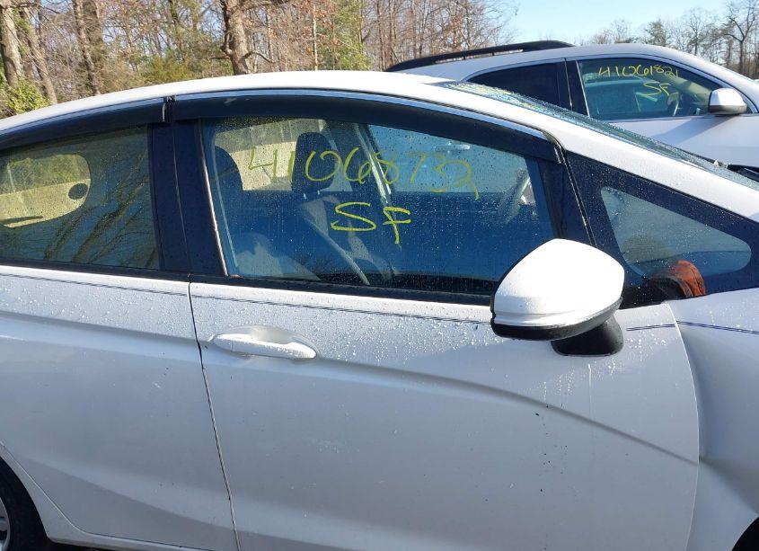 Photo 13 of 2017 Honda Fit LX (VIN JHMGK5H5XHS018283)