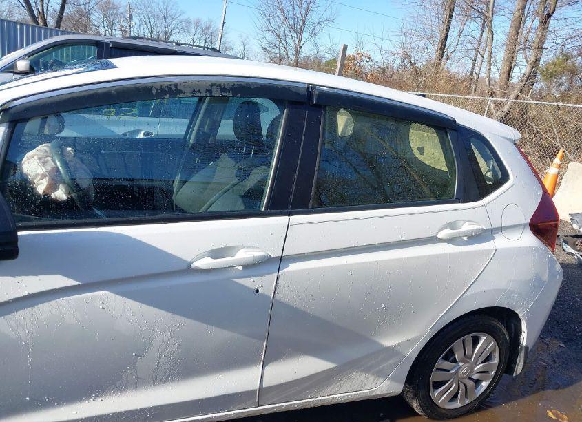 Photo 14 of 2017 Honda Fit LX (VIN JHMGK5H5XHS018283)