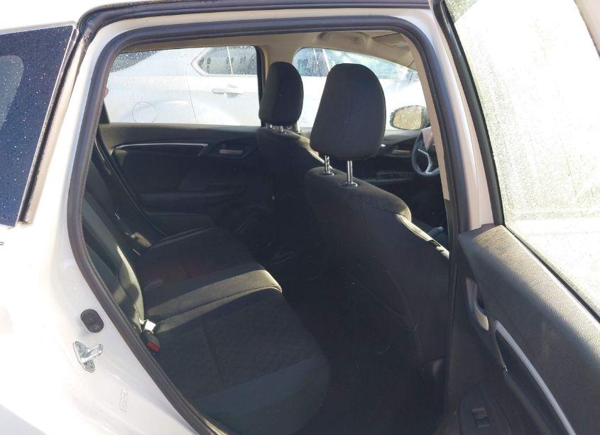 Photo 8 of 2017 Honda Fit LX (VIN JHMGK5H5XHS018283)