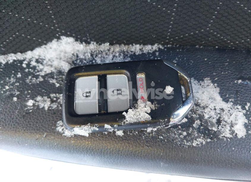 Photo 11 of 2016 Honda Fit EX (VIN JHMGK5H70GX021695)