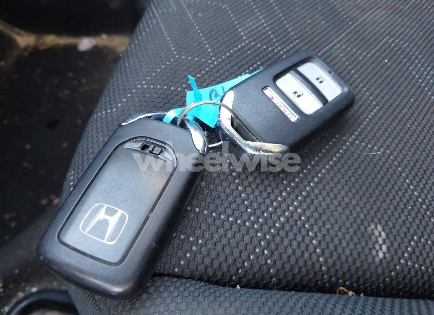 Photo 11 of 2016 Honda Fit EX (VIN JHMGK5H70GX046483)