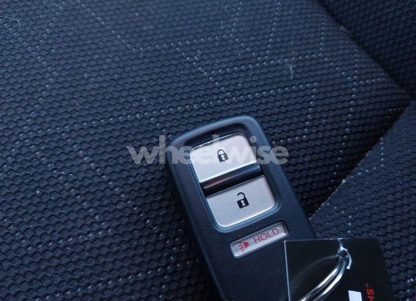 Photo 11 of 2016 Honda Fit EX (VIN JHMGK5H71GX005814)