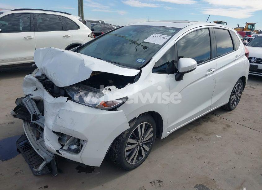 Photo 2 of 2016 Honda Fit EX (VIN JHMGK5H71GX019938)
