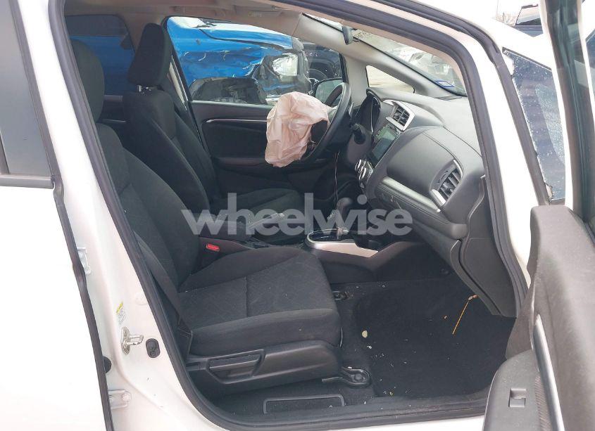 Photo 5 of 2016 Honda Fit EX (VIN JHMGK5H71GX019938)