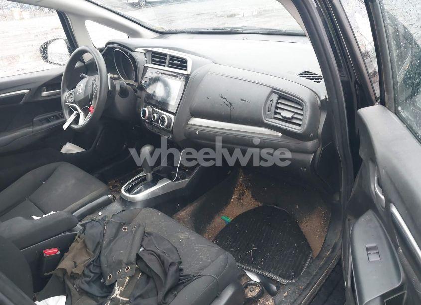 Photo 5 of 2017 Honda Fit EX (VIN JHMGK5H71HS020537)