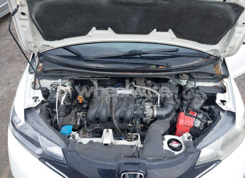 Photo 10 of 2016 Honda Fit EX (VIN JHMGK5H72GS000523)