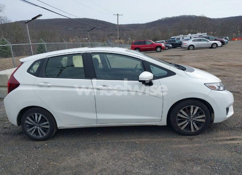 Photo 13 of 2016 Honda Fit EX (VIN JHMGK5H72GS000523)