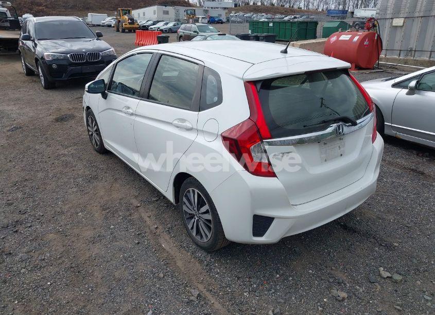 Photo 3 of 2016 Honda Fit EX (VIN JHMGK5H72GS000523)