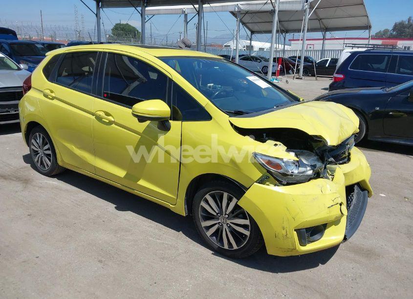 2016 Honda Fit EX (VIN JHMGK5H72GS013420) main photo