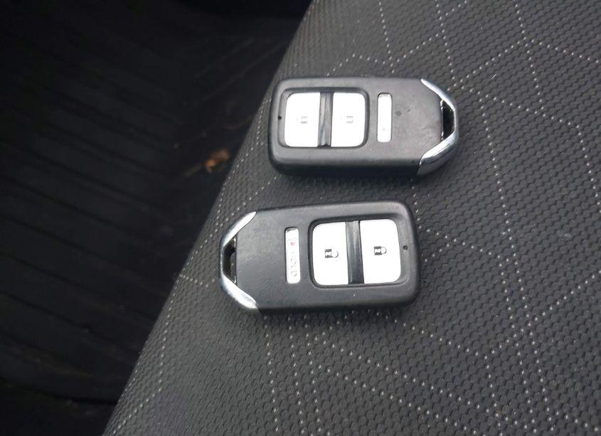 Photo 11 of 2016 Honda Fit EX (VIN JHMGK5H72GX026185)