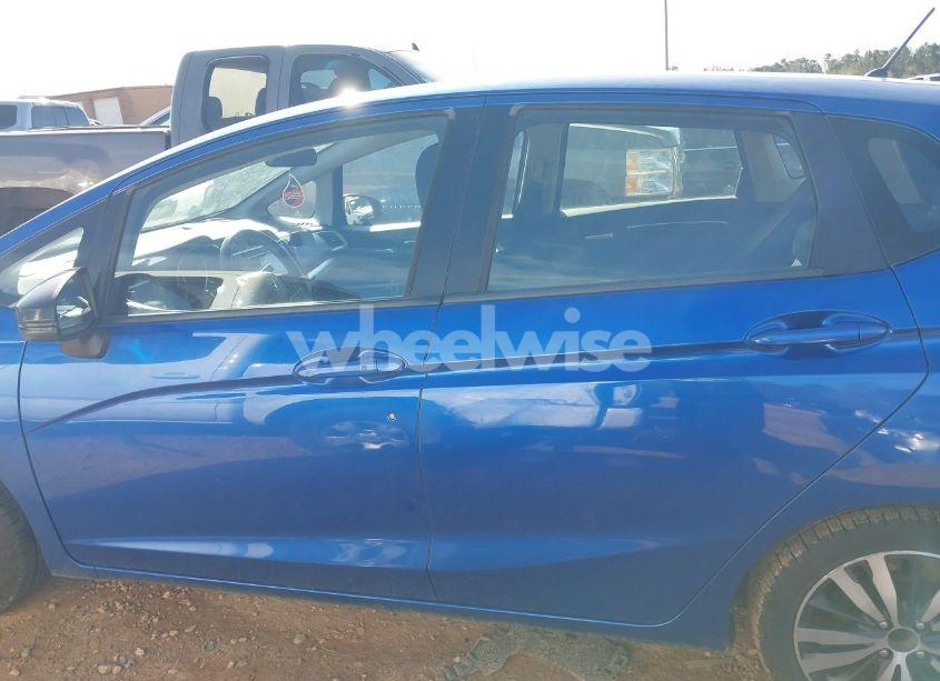 Photo 15 of 2016 Honda Fit EX (VIN JHMGK5H73GS000725)