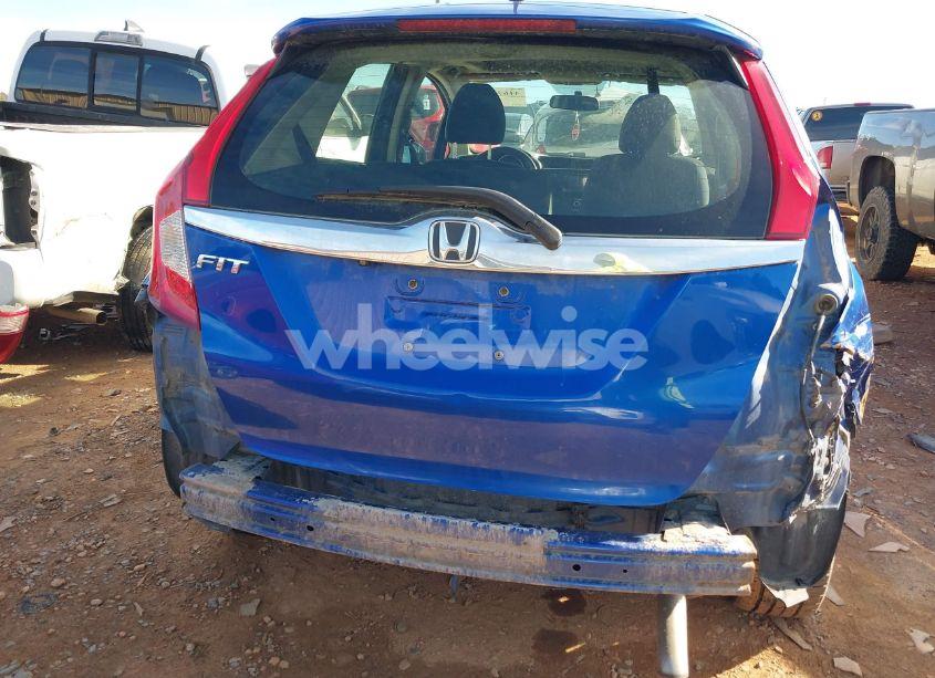 Photo 6 of 2016 Honda Fit EX (VIN JHMGK5H73GS000725)