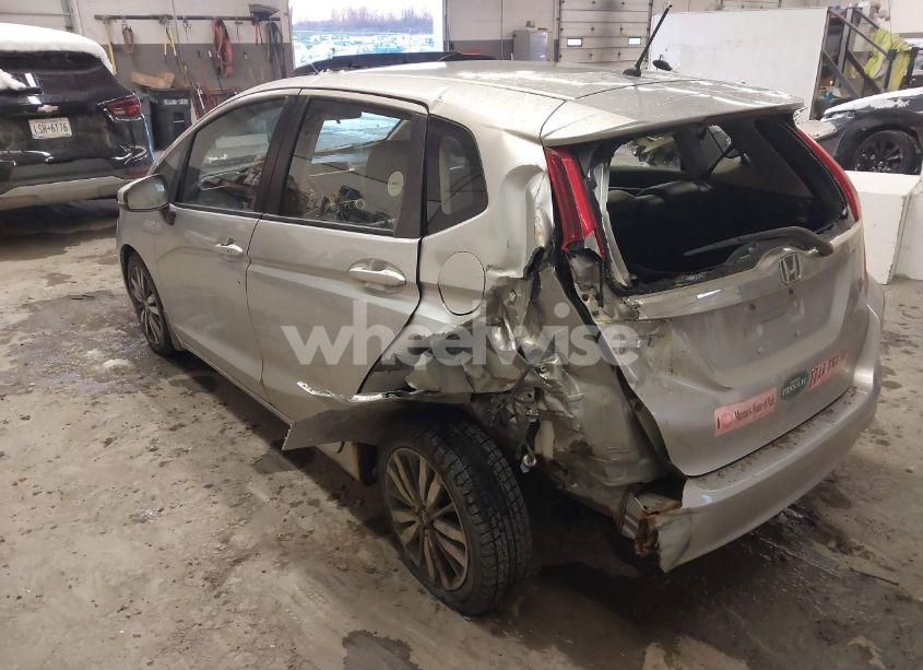 Photo 3 of 2016 Honda Fit EX (VIN JHMGK5H73GX036756)