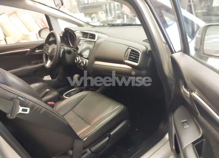 Photo 5 of 2016 Honda Fit EX (VIN JHMGK5H73GX036756)