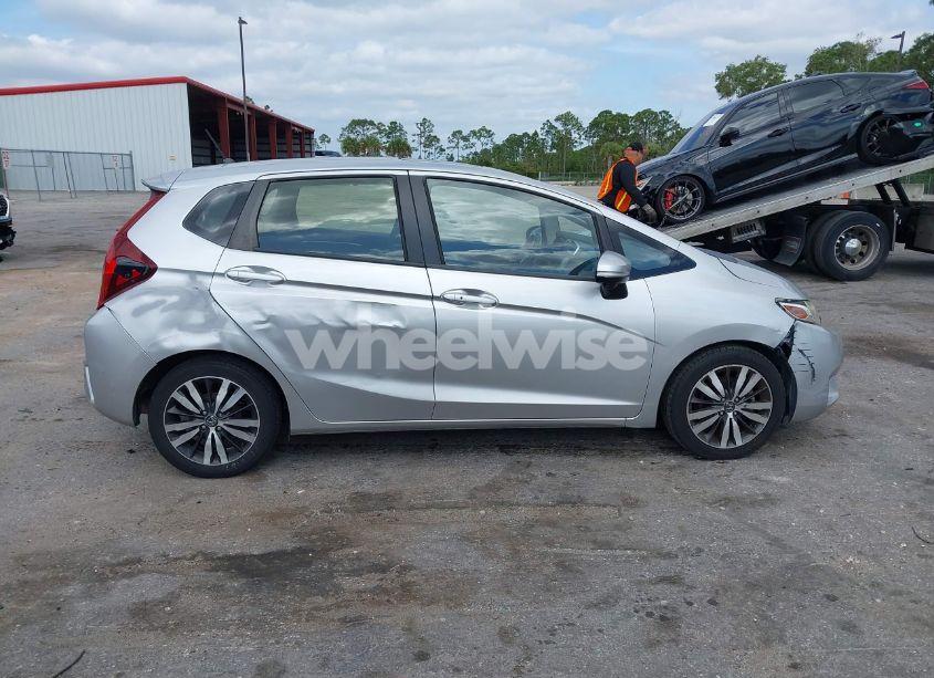 Photo 13 of 2016 Honda Fit EX (VIN JHMGK5H74GX000882)