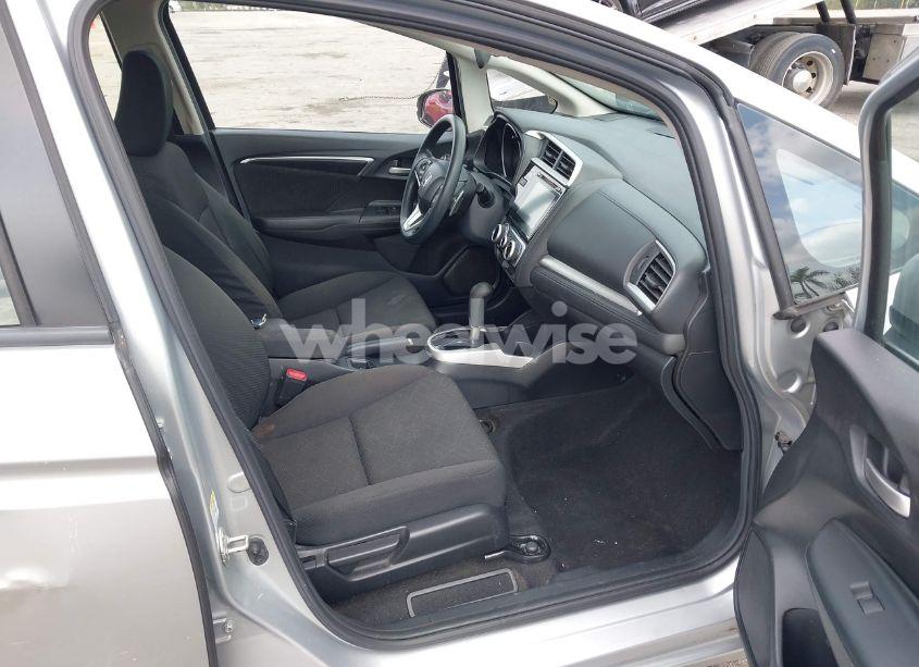 Photo 5 of 2016 Honda Fit EX (VIN JHMGK5H74GX000882)