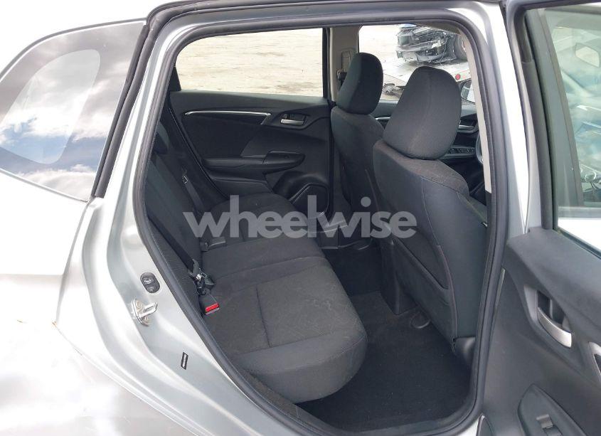 Photo 8 of 2016 Honda Fit EX (VIN JHMGK5H74GX000882)