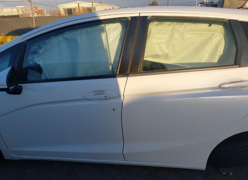 Photo 14 of 2016 Honda Fit EX (VIN JHMGK5H74GX001935)