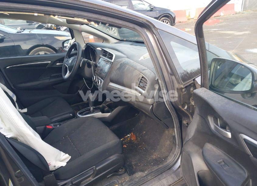 Photo 5 of 2016 Honda Fit EX (VIN JHMGK5H74GX039858)