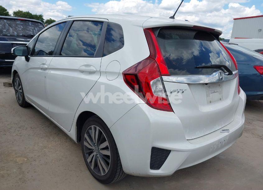Photo 3 of 2016 Honda Fit EX (VIN JHMGK5H75GX012166)