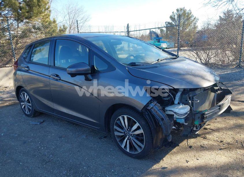 2016 Honda Fit EX (VIN JHMGK5H75GX031512) main photo