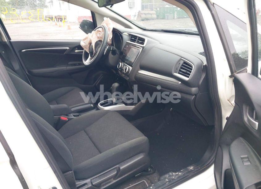 Photo 5 of 2016 Honda Fit EX (VIN JHMGK5H76GX015450)