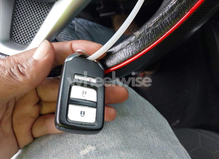 Photo 11 of 2016 Honda Fit EX (VIN JHMGK5H77GS004034)