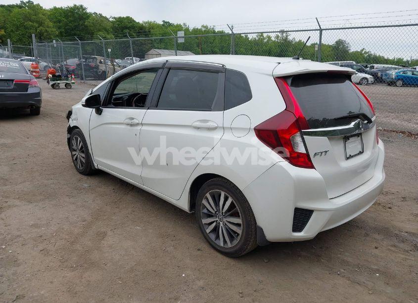 Photo 3 of 2016 Honda Fit EX (VIN JHMGK5H77GS004034)