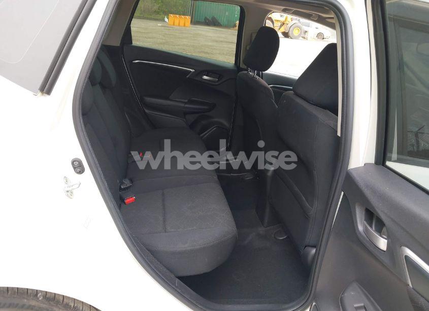 Photo 8 of 2016 Honda Fit EX (VIN JHMGK5H77GS004034)